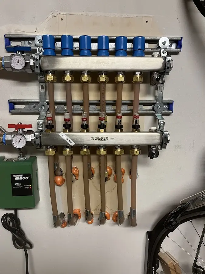 Plumber performing Gas Leak Detection at a residential property in Schofield Barracks