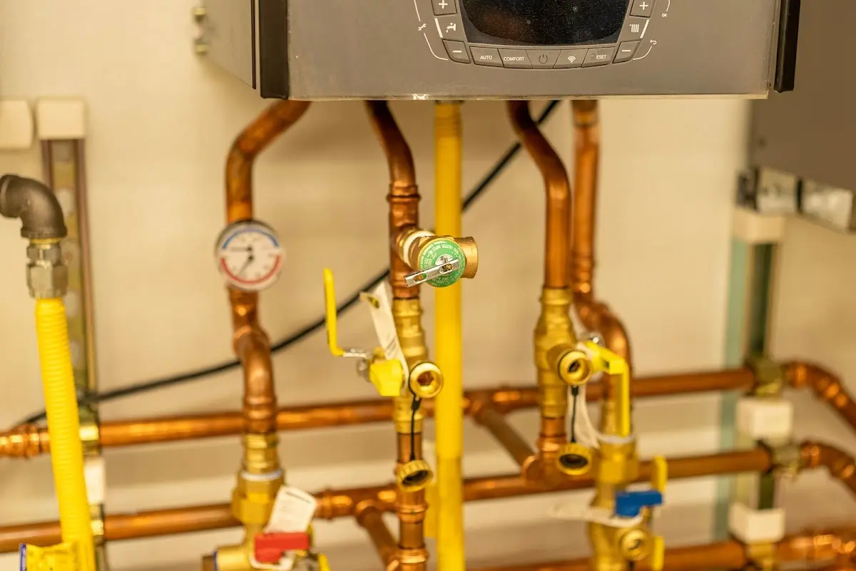 Licensed technician providing Pipe Repair for a homeowner in Schofield Barracks